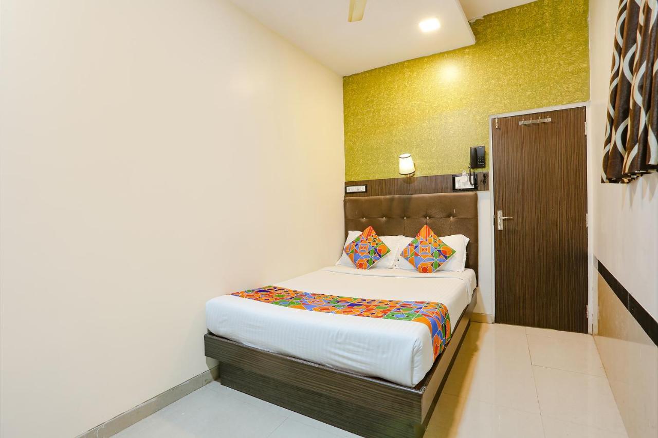 Hotel Aksa Powai Мумбаи Экстерьер фото